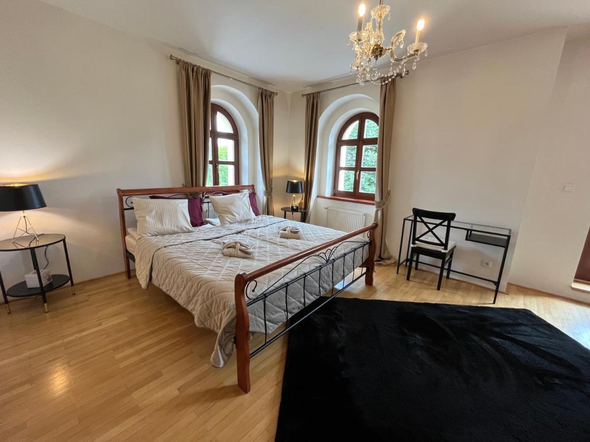 Dogs Resort And Spa Horni Bezdekov Екстер'єр фото