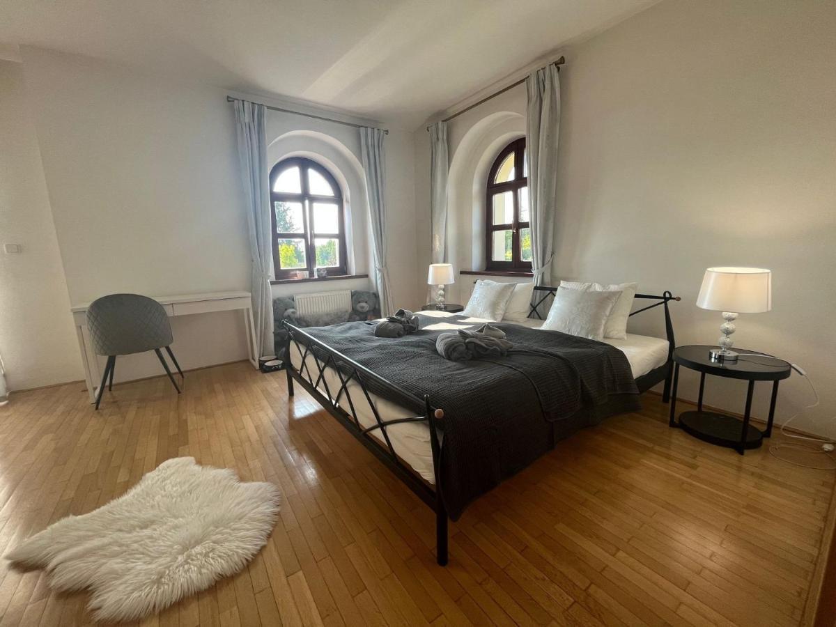 Dogs Resort And Spa Horni Bezdekov Екстер'єр фото